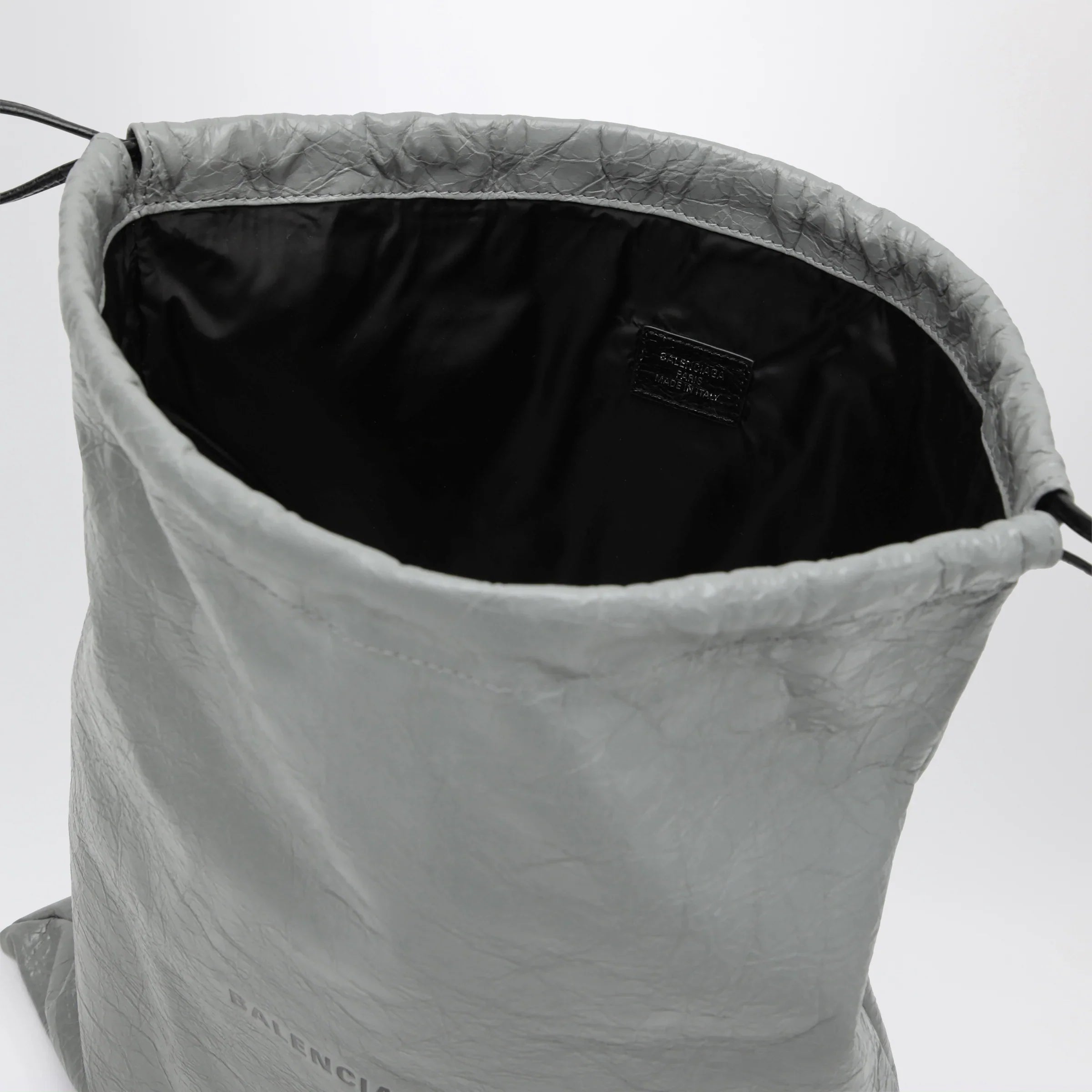 Balenciaga - La Pochette dust bag shopper in Arena lambskin grey