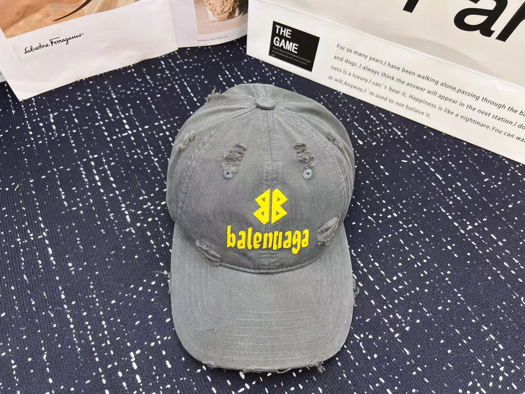 BALENCIAGA New Season Baseball Cap