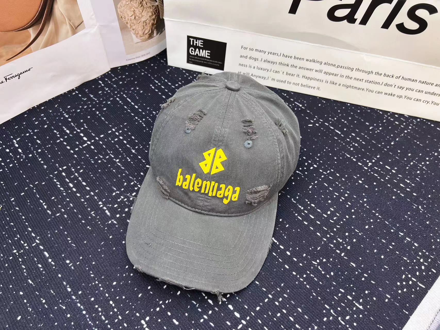 BALENCIAGA New Season Baseball Cap